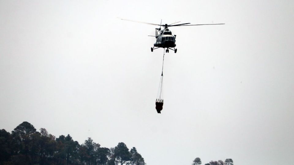 Incendian helicóptero en la Huasteca Potosina y ejecutan a 4 personas
