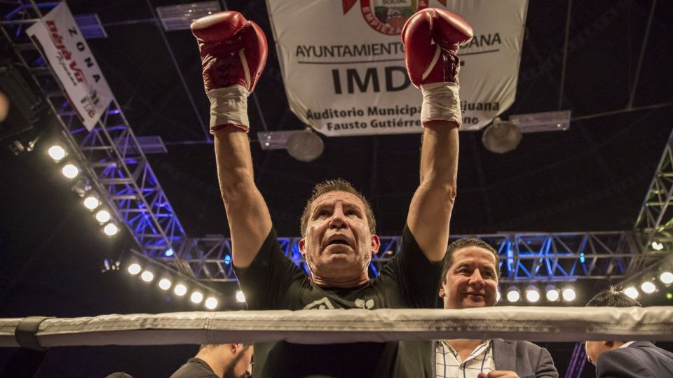 Julio César Chávez se enfrentó a Jorge 'El Travieso' Arce en una pelea de exhibición denominada Tributo al Rey, en 2019.