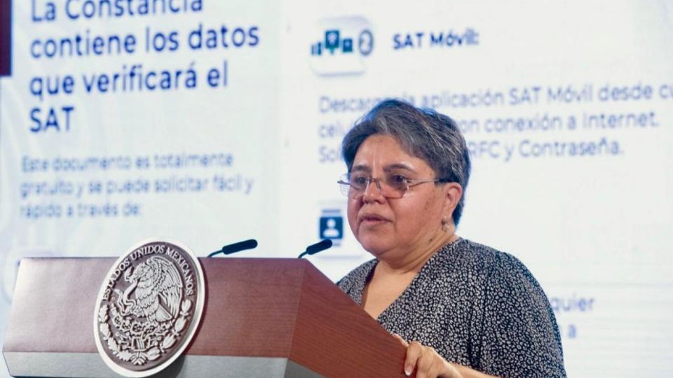 Raquel Buenrostro, jefa del SAT