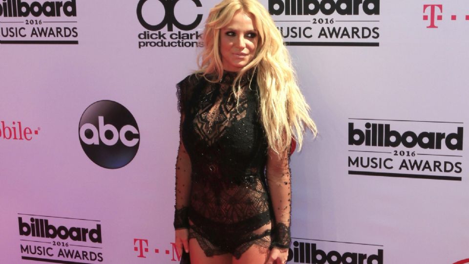 Una vez más ‘Britney Spears’ se quita la ropa en redes sociales.