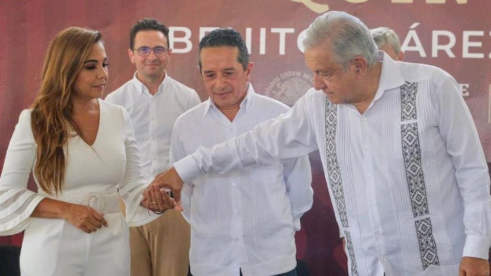 El presidente de México, Andrés Manuel López Obrador y Mara Lezama, gobernadora electa de Quintana Roo.