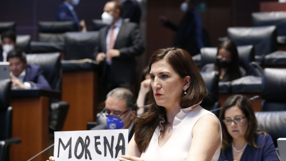 La vicecoordinadora del PAN en el Senado, Kenia López Rabadán.