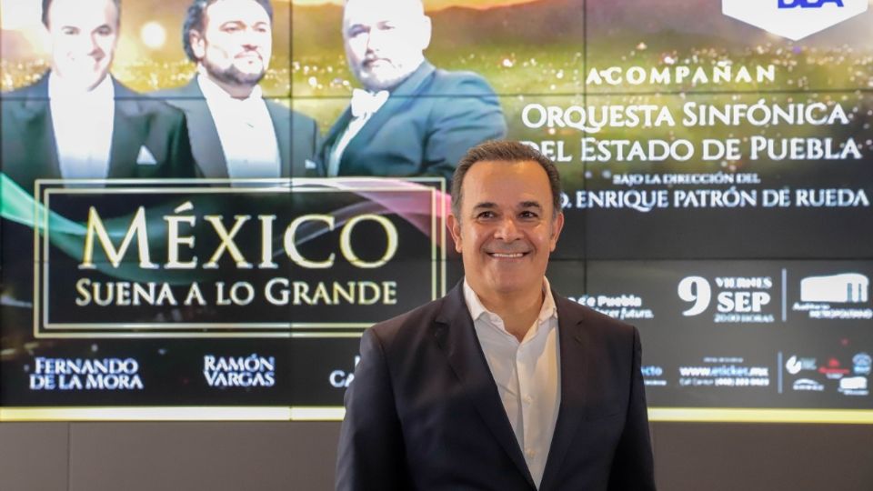 Fernando de la Mora, tenor mexicano.