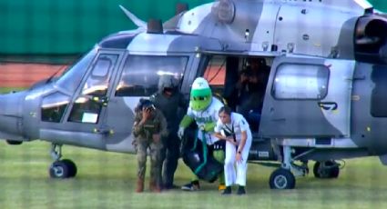 Semar minimiza transporte en helicóptero oficial de botarga de beisbol