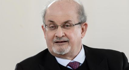 Salman Rushdie: La vez que Irán condenó a muerte al escritor hace 30 años