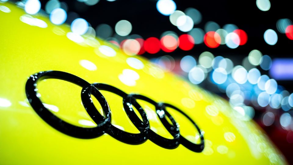 El logotipo de Audi durante una exhibición de automóviles celebrada en Bangkok, Tailandia
