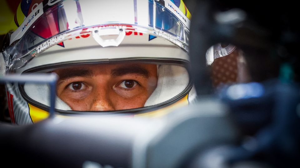 'Checo' Pérez dominó el último libre de Spa, Sainz fue tercero y Alonso, quinto