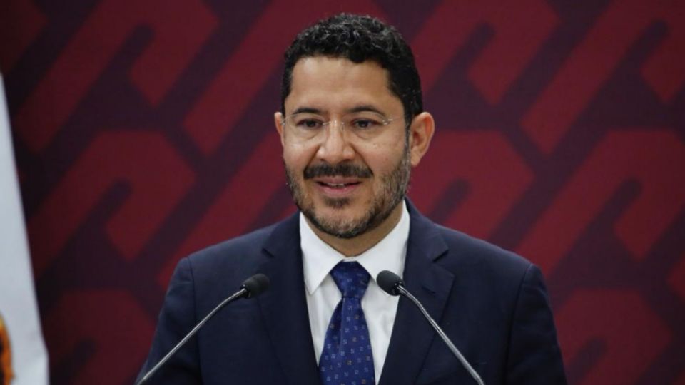 El secretario de Gobierno de la CDMX, Martí Batres, en conferencia de prensa.