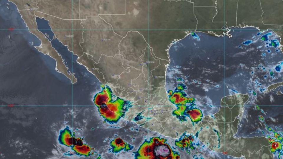 Surgió la tormenta tropical 'Lester' en el sureste de México.