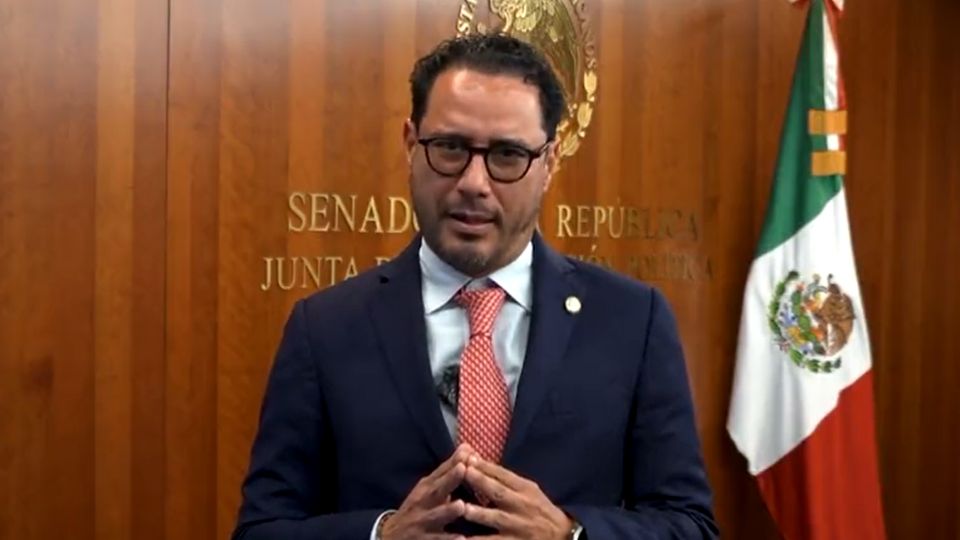 Raúl Paz Alonso, senador.