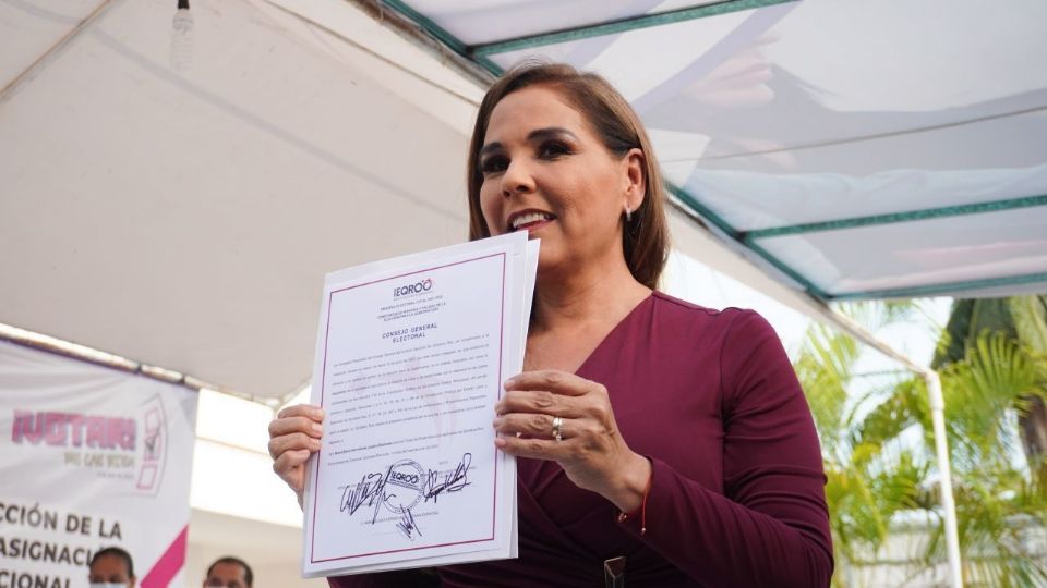 La candidata a la gubernatura de Quintana Roo, Mara Lezama, recibió su constancia de mayoría que la acredita como gobernadora electa por parte del Instituto Electoral de Quintana Roo (foto del 12 de junio de 2022).