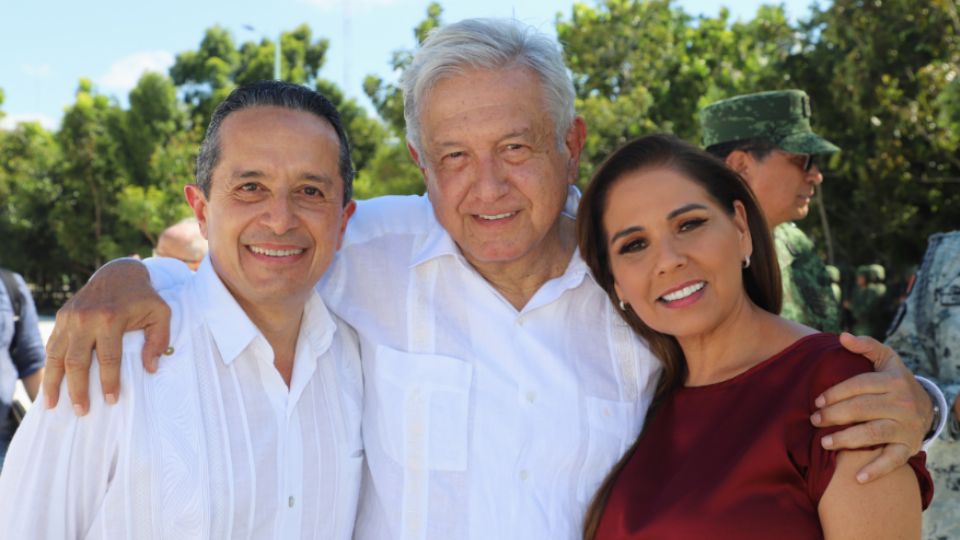 Andrés Manuel López Obrador, visitó el estado de Quintana Roo, donde supervisó avances en las obras del Tren Maya.