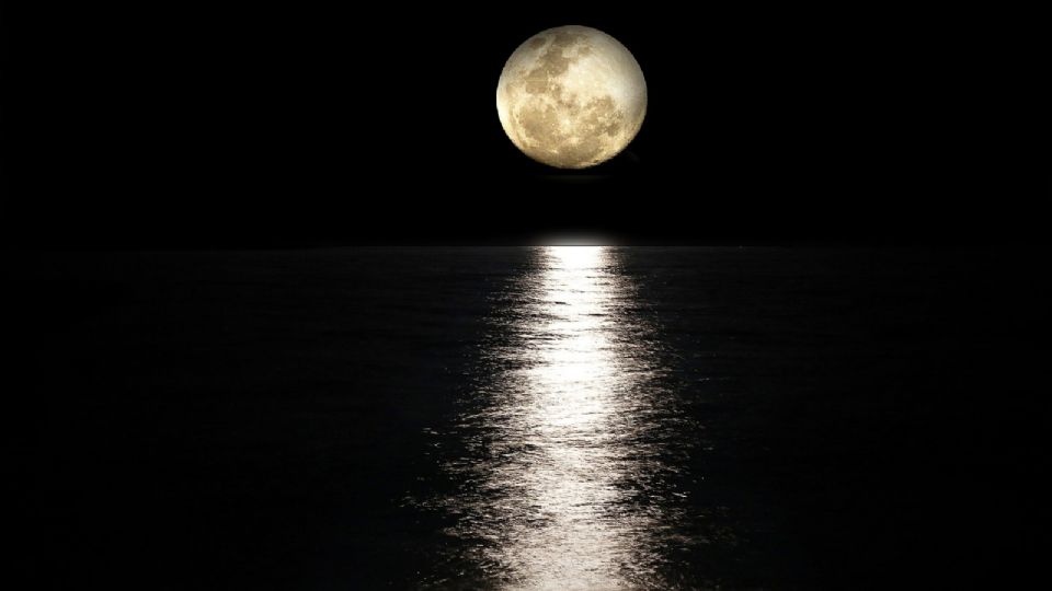 Se trata de la luna llena que se asoma cada año al inicio de la estación de otoño.