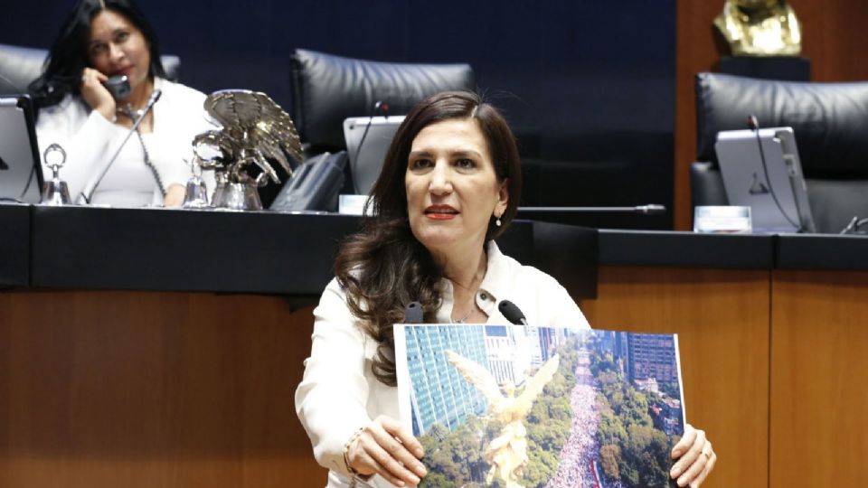 La senadora Kenia López Rabadán.