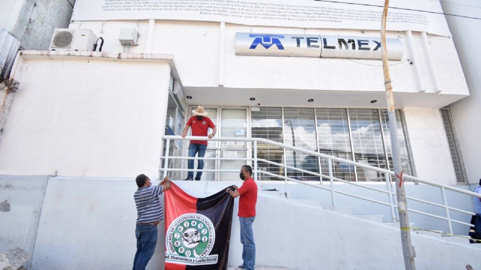 Después de tres años de discusiones, Teléfonos de México logra acuerdo con sus trabajadores.