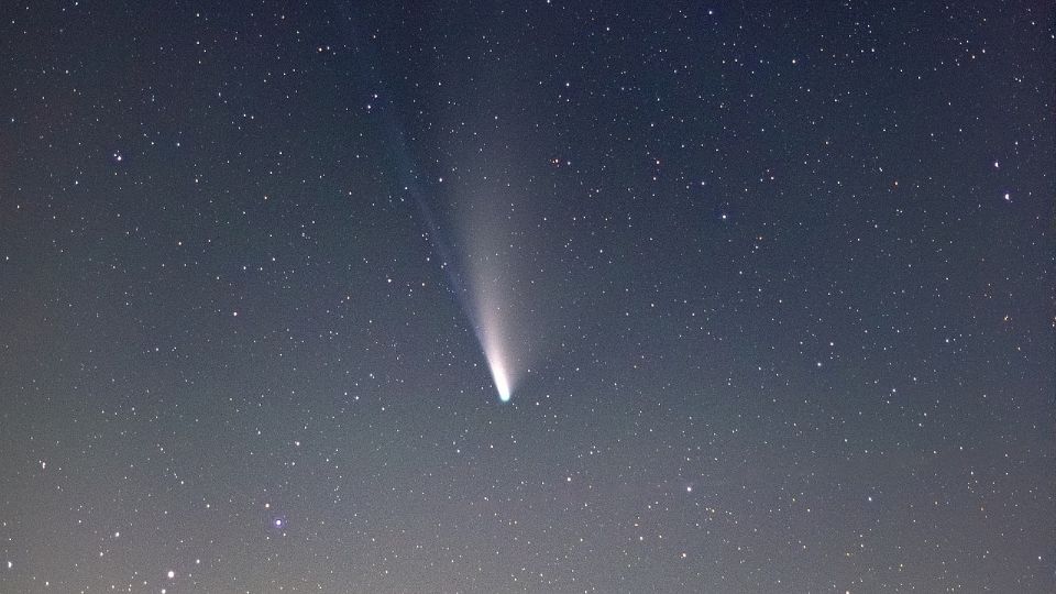 El cometa C/2022 E3 (ZTF) podrá verse a simple desde la Tierra.