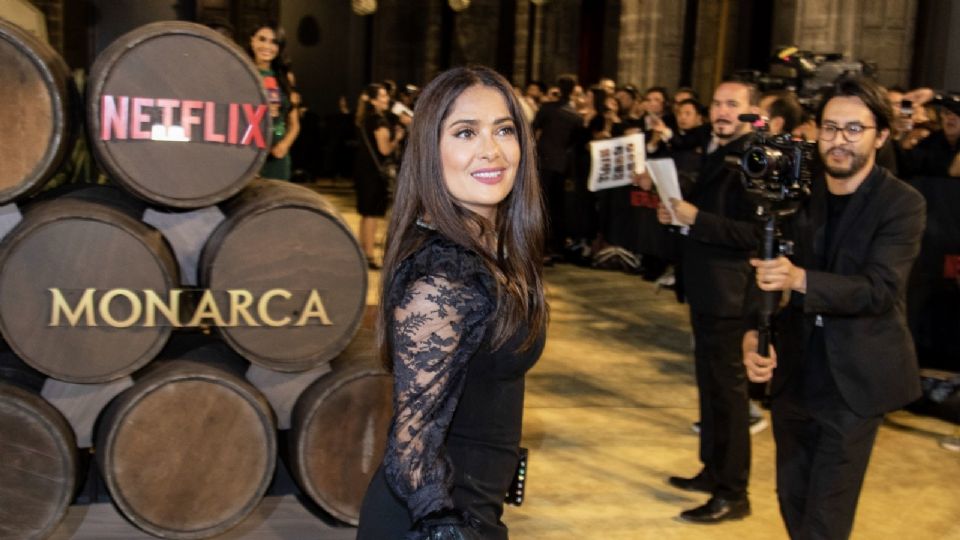 Salma Hayek, actriz mexicana, acudió a la boda de Marc Anthony y Nadia Ferreira.