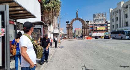 Usuarios de transporte se molestan por obras en el Arco de la Independencia