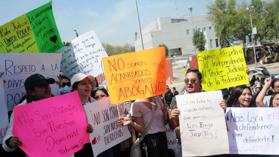 Trabajadores del Poder Judicial.