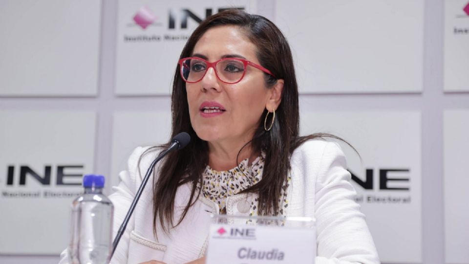 Claudia Zavala, consejera del INE.