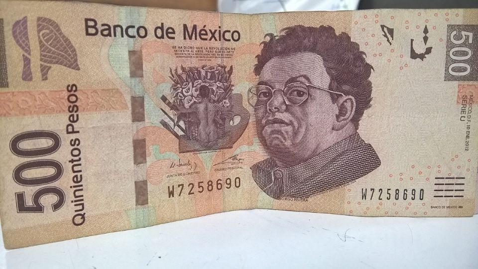 Aspecto de billete mexicano.