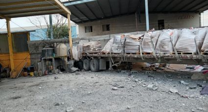 Tráiler choca contra taller mecánico en el municipio de Salinas; hay 4 muertos