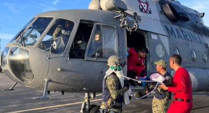 Helicóptero de la Marina aterriza de emergencia en Sinaloa tras enredarse en cables (Video)
