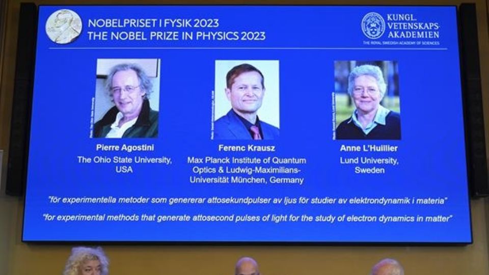 El Premio Nobel de Física 2023 fue para Agostini, Krausz y L'Huillier por sus experimentos con attosegundos.