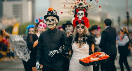 Monterrey celebra el Día de Muertos con desfile y actividades culturales