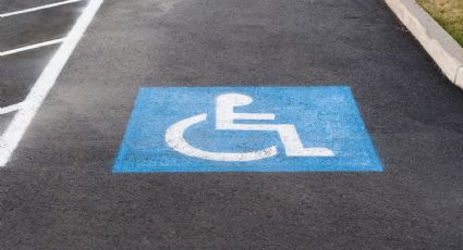 Piden sanción por invadir lugares de estacionamiento para personas con discapacidad