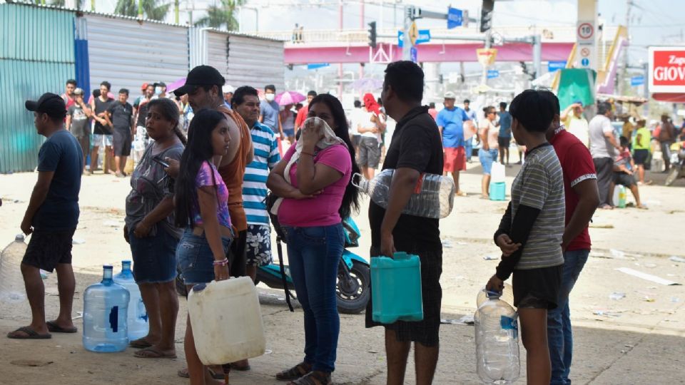 El Gobierno de México está trabajando para restablecer el servicio de agua potable al 100 por ciento en Guerrero después de los daños causados ??por el huracán Otis.