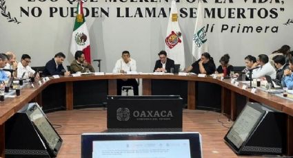 Zoé Robledo y Gobernador de Oaxaca revisan estrategia de salud para IMSS Bienestar