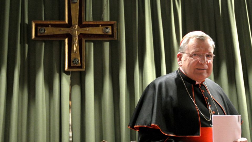 El cardenal Raymond Burke en 2012.