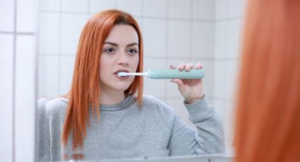 ¿Cuánto tiempo tardas en lavarte los dientes? Esta es la sorprendente recomendación de un odontólogo