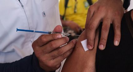 IMSS continuará en diciembre y enero 'Campaña de vacunación contra COVID-19 e influenza'