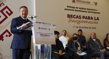 Julio Menchaca, gobernador de Hidalgo, refrenda su compromiso con las juventudes universitarias