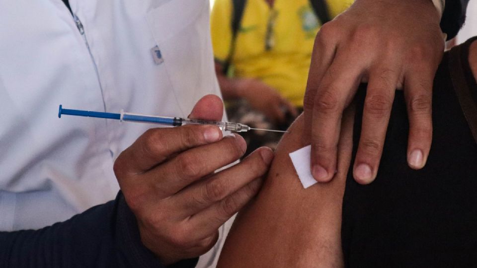 Zoé Robledo destacó la campaña de vacunación que se llevará a cabo durante la temporada invernal.
