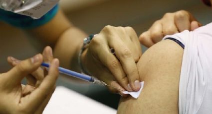 UANL llama a la población a vacunarse contra enfermedades respiratorias