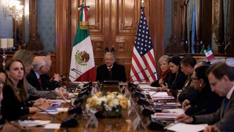 Reunión de alto nivel México-EU sobre temas migratorios en Palacio Nacional.