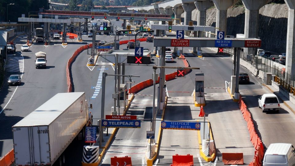 Piden diputados disminuir cobro de peaje en las autopistas del país.