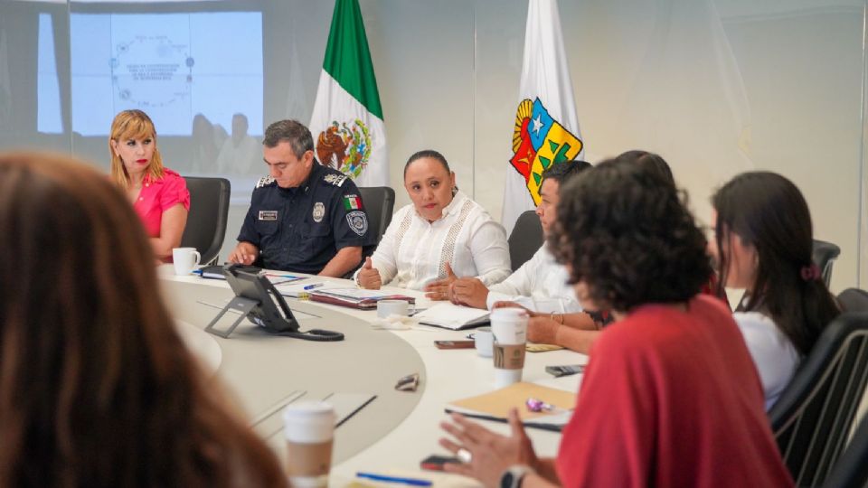 Representantes de Uber y del gobierno de Quintana Roo sostienen mesas de diálogo.