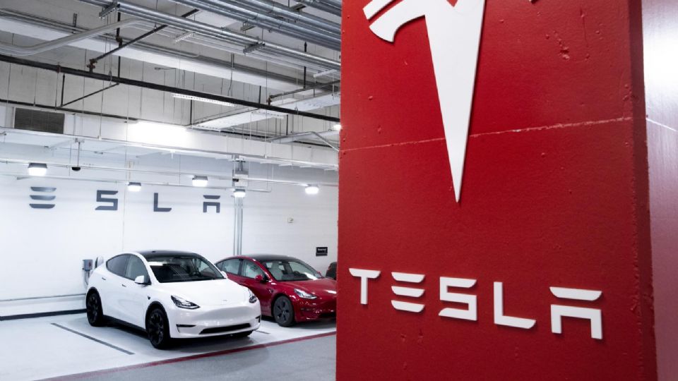 Tesla liberará una nueva versión de software para arreglar el problema