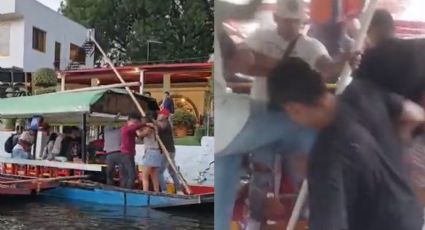 Trajineras de Xochimilco: Jóvenes inician pelea campal a bordo de las naves | VIDEO