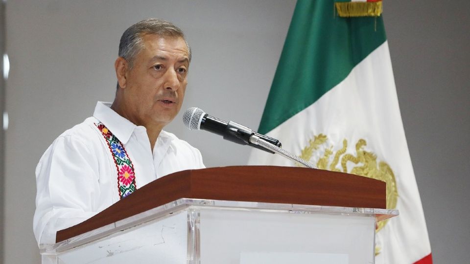 Director general del ISSSTE, Pedro Zenteno Santaella.