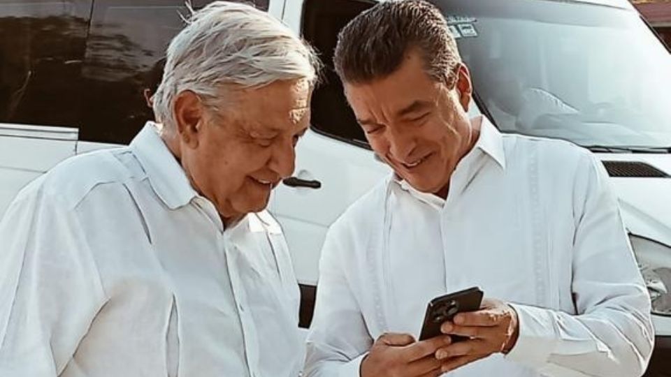 AMLO y el gobernador de Chiapas, Rutilio Escandón.
