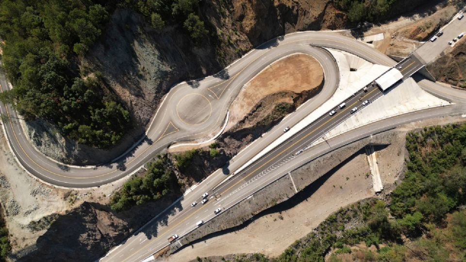 Presentan iniciativa para mayor seguridad en carreteras.