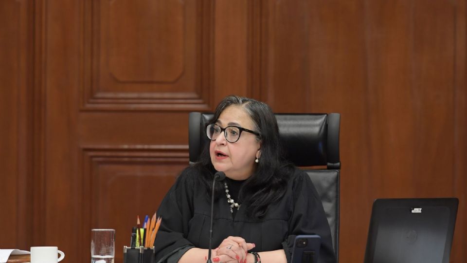 La ministra reconoció que ella sí mando los mensajes de WhatsApp