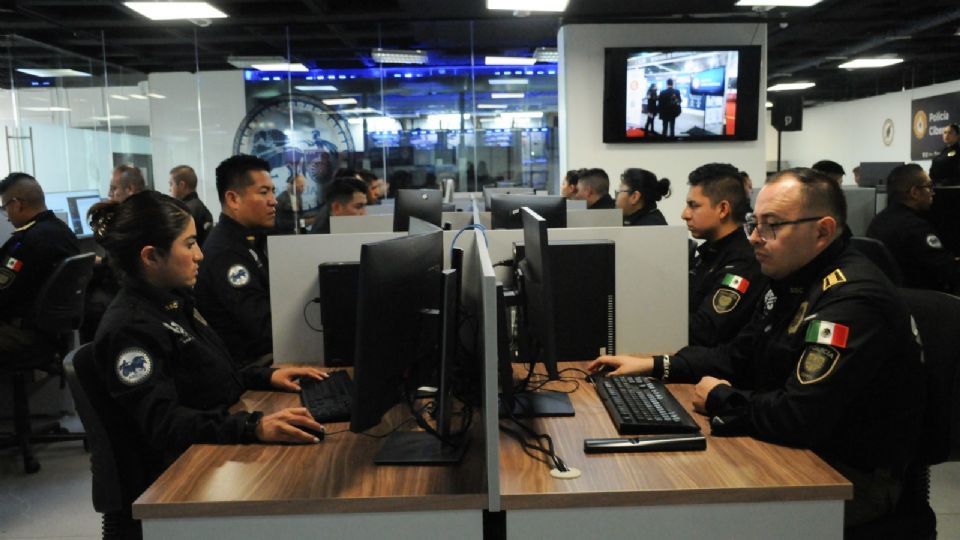 Centro de mando de la policía cibernética de la SSC.