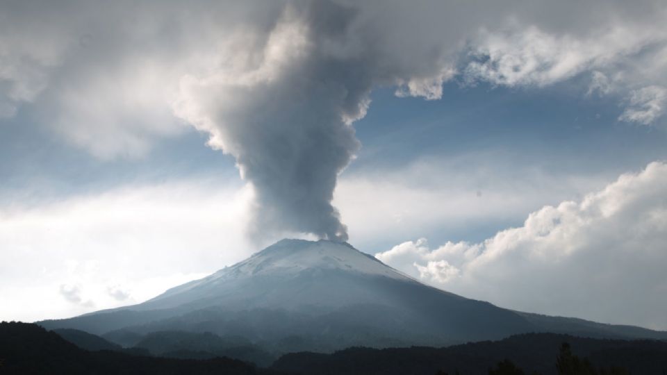 El volcán ha incrementado su actividad.