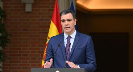 Presidente de España, Pedro Sánchez, anuncia que seguirá al frente del gobierno